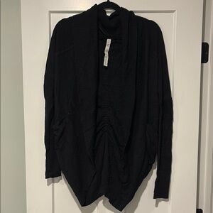 Lululemon women’s black open cardigan